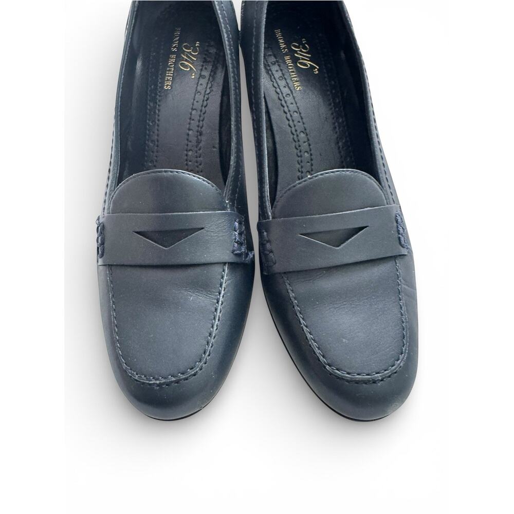 $295 Brooks Brothers Women's 6.5B Navy Penny Loafer Kitten Heels Professional